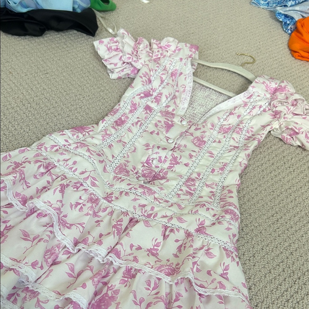 Floral Ruffle Sleeve Top - Picture 5 of 5